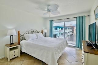 BEACHFRONT - HEATED POOL - FREE ACTIVITIES - 5