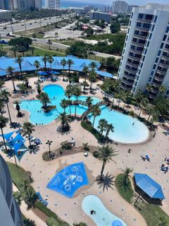 Resort Oasis with Lagoon Pool View - 9