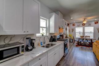 Cowboy Ranch House - 7