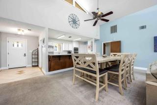 Harbor Seahorse - Outdoor Deck & Boat Dock - 2