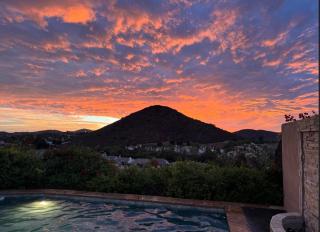 Oasis Salt Water Pool Jacuzzi - 0