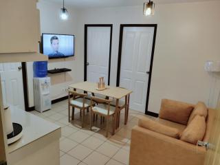 Tim's 2BR / 1T&Bath 8 Spatial Condo Maa Davao City - 8