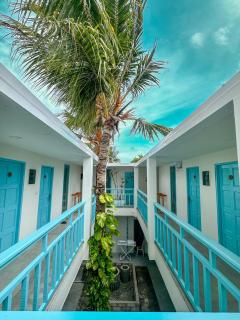 SunSeaSurf Maldives - Thulusdhoo - 0