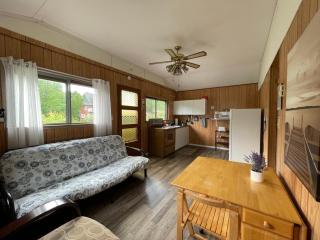 Cedar Garden Cottages - 6