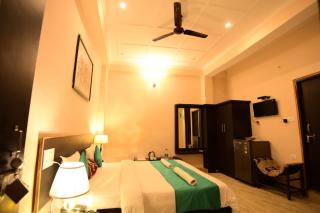 A P Palace Hotel - 3