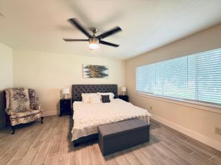 Waterfront Vacation Retreat with Gazebo Fishing - 3