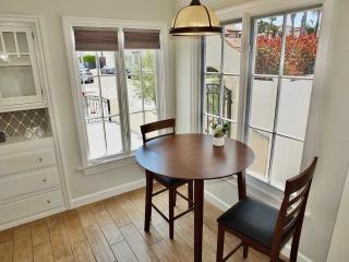 Belmont Shore Beach House - Incredible Oceanfront Views - 5
