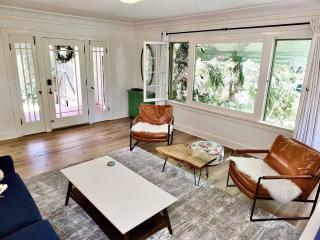 Long Beach Breeze - Dreamy 2 BR Near Anaheim Street - Long Beach - 4