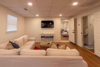 4 BR Sleeps 10 Near UGA & Downtown - Athens - 8