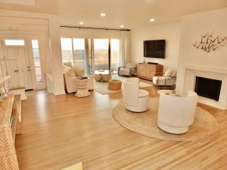 Beachfront Estate - LB Peninsula - Long Beach - 7