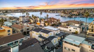 Beach Paradise - Stunning 3-Story in Long Beach - Long Beach - 7