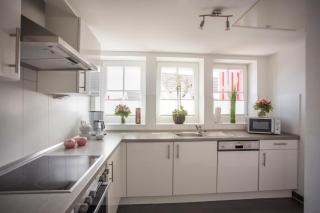 Hellinghus Greetsiel - mit Sauna, Whirlpool und Kaminofen für bis zu 6 Personen - Haustiere herzlich willkommen, direkt am Hafen von Greetsiel - 2