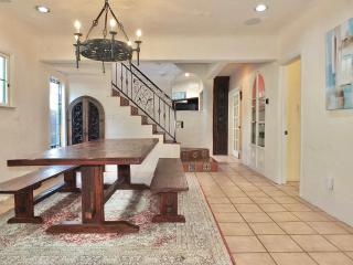 La Brisa - One Block from the Beach - Long Beach - 3