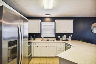 Babberville 11818 By Book That Condo - 3