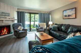 Cozy Condo at Interlaken Stay & Play on Lake Como - 4