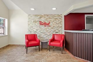 Red Roof Inn & Suites Euless - DFW Airport Southwest - 2