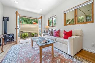 Carmel Romantic Escape for 2 - 4