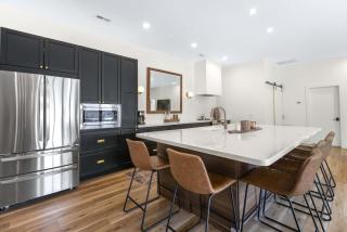 Big Bear Bungalow - Stay Waterfront to Lake of the Ozark - 8