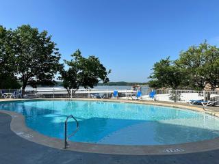 Lazy L at the Lake - Chic 3 BDR Condo with Boat Slip - Four Seasons - 6