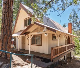 Cavu Cabin - A Classic Mountainside Escape - 8