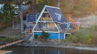 Sunrise Oasis - Enjoy Lakefront Living - Sunrise Beach - 0
