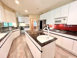 Spacious 4 BDR Home in Desirable Abbey Springs - 5