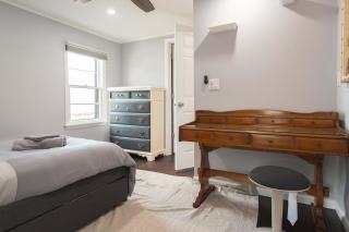 Chic Downtown Lake Geneva Apartment - Sleeps 2 - Lake Geneva - 5