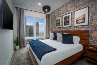 Trendy Condo Close to Nissan Stadium - 8