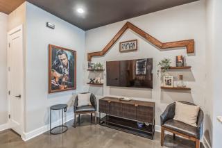Chic West End Loft Right Next Door to Vanderbilt - 8