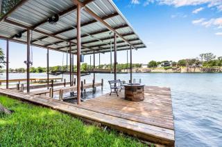 Beautiful Lakefront Cabin - Something For Everyone - 3