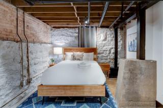 Historic Stay Near Downtown - 8