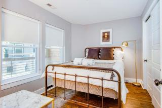 Couple Townhome Getaway near East Nashville - 4