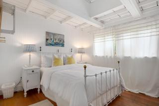 Seaside Cottage by Paradise Retreats - 2