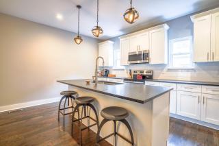 Chic Townhome in Trendy East Nash - 3