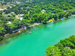 Sportman's Den - Stay for 6 - New Braunfels - 3