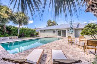 4611 Doris, Private Pool Home, Walk to the Beach, Modern Coastal Style - New Smyrna Beach - 9
