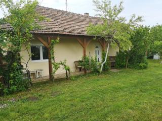 Enikő Vendégház - 0