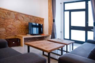 Architects Home By MyRentalHost - 2