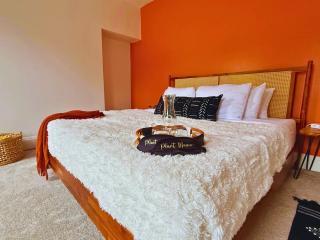 Short North Convention King Bed Free Parking! - Columbus - 9