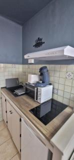 Studio rénové à 70m de la plage - 6