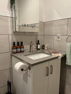 Short North Convention King Bed Free Parking! - Columbus - 1