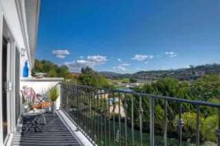 Southern Exposure with Private Balcony - 8