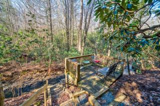 Cabin in Blue Ridge Hot Tub Games & Creek - 2