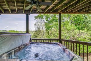 Your Get Away in Ellijay - River Resort with Hot Tub - Ellijay - 7