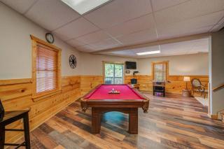 Your Get Away in Ellijay - River Resort with Hot Tub - 6