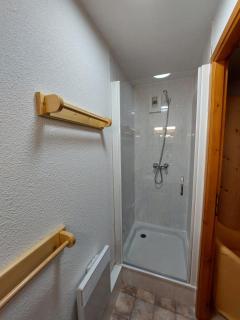 Appartement T3 46 M2 avec garage ,cave et vue imprenable - Saint-Jean-dʼAulps - 4