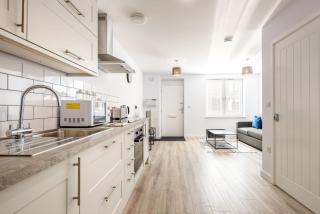 Modern Central Apartment in the Heart of York - York - 6