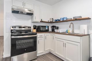 Cozy 2BR Entire Flat Near Downtown - Birmingham - 5