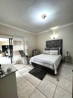 Zee guesthouse - Vereeniging - 0