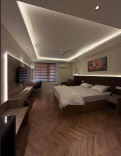 TWILIGHT LUXURY STAYz - 2